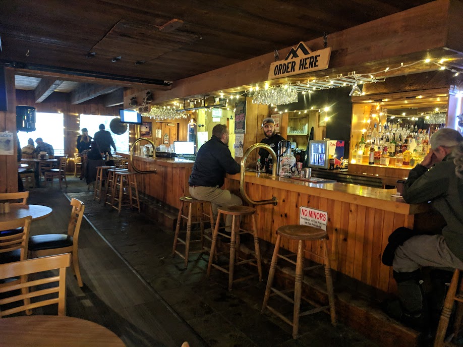 Ski Bar