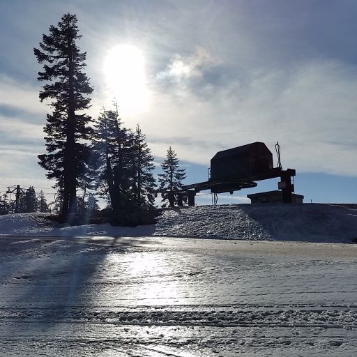 Boilerplate snow